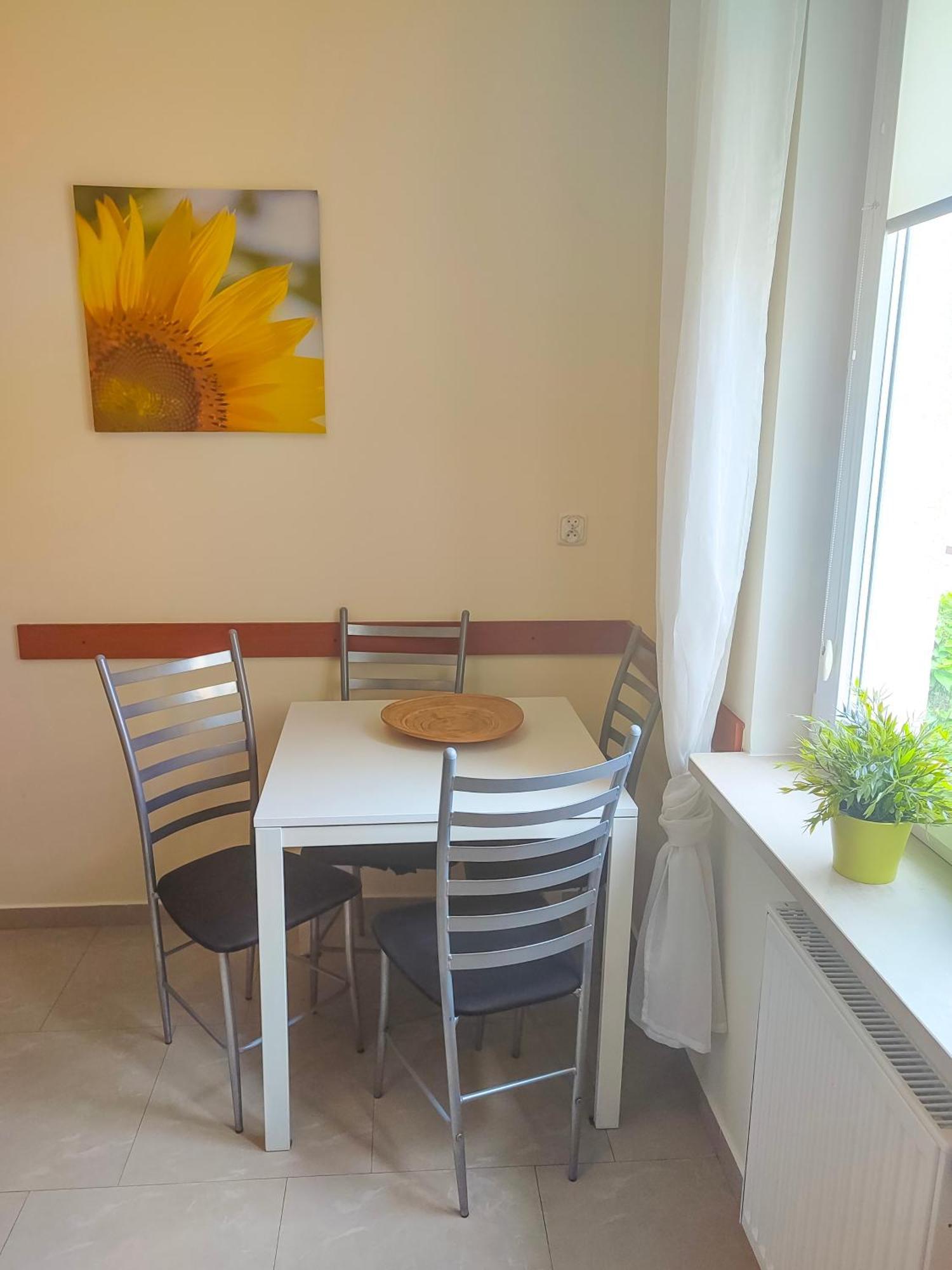Prywatny Parking Apartament Zacisze By Rentoom Stary Toruń Екстериор снимка